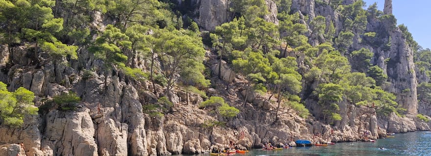 Randonnée demi journée en kayak de mer à Cassis