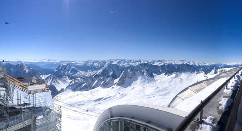 From Munich: Private Tour to the Zugspitze with Lunch