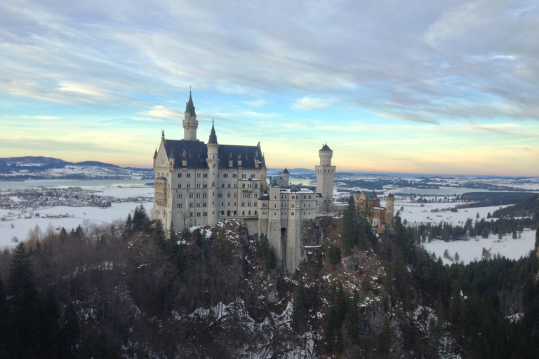 Excursion au château de Neuschwanstein, au château de Linderhof et à OberammergauVisite du château de Neuschwanstein, du palais de Linderhof et d&#039;Oberammergau