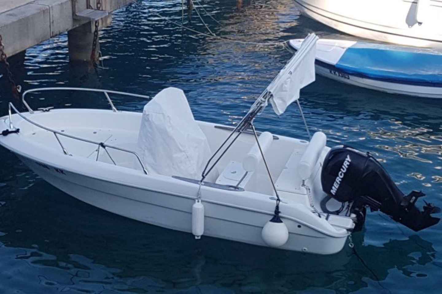 Otok Krk: Boat rentals in Pinezići - PRIMUS 17 60hp