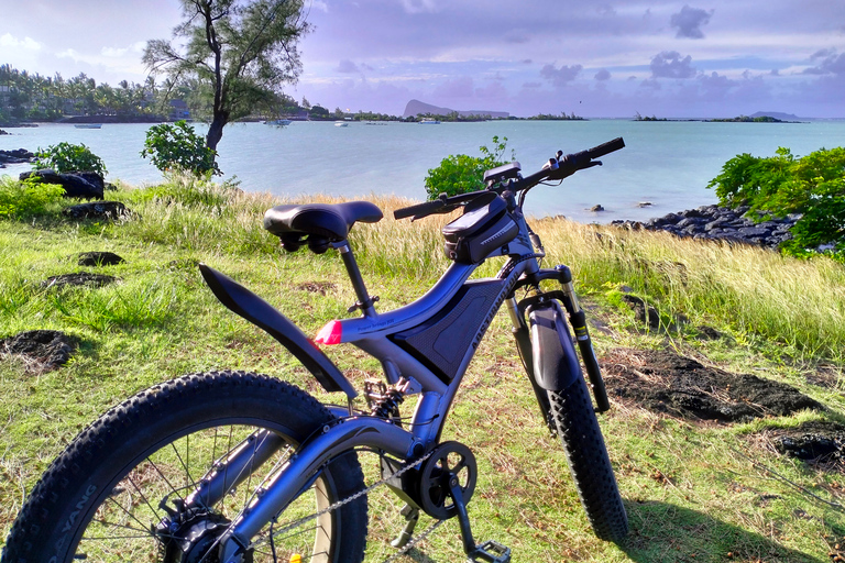 Autentyczna wycieczka z przewodnikiem na rowerze elektrycznym po północnym wybrzeżu