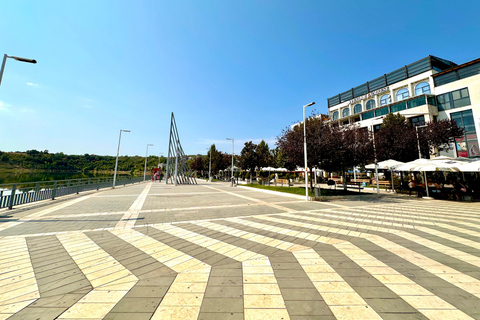 地拉那：贝拉特联合国教科文组织古城之旅及奥努弗里博物馆入场地拉那：贝拉特联合国教科文组织古城游览及奥努弗里博物馆入场