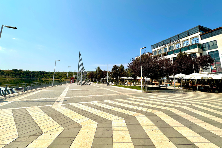 地拉那：贝拉特联合国教科文组织古城之旅及奥努弗里博物馆入场地拉那：贝拉特联合国教科文组织古城游览及奥努弗里博物馆入场