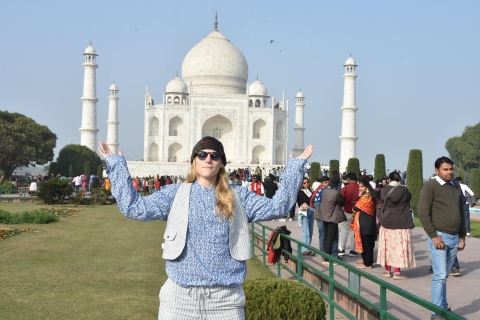 Agra: Taj Mahal Tour met erfgoedwandelingPrivétour met toegangsprijs, auto, gids en streetfood