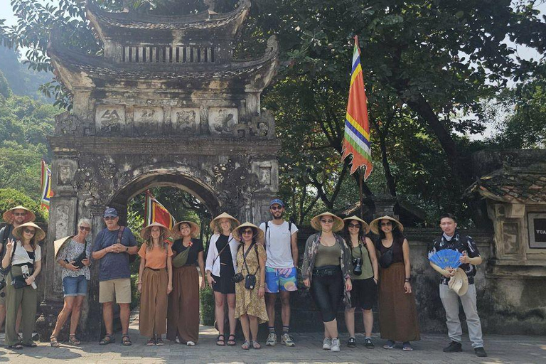 Depuis Hanoi : Ninh Binh - Trang An - Grottes de Mua - Déjeuner et busAu départ de Hanoi : Découvrez la beauté de Ninh Binh - Excursion d&#039;une journée