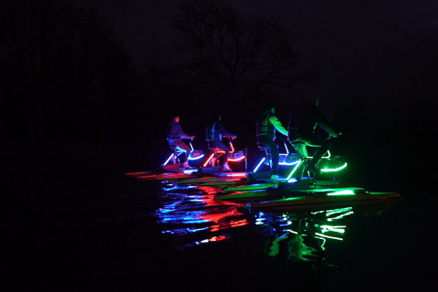 Belfast: Geführte nächtliche Hydrobike Tour auf dem Fluss Lagan