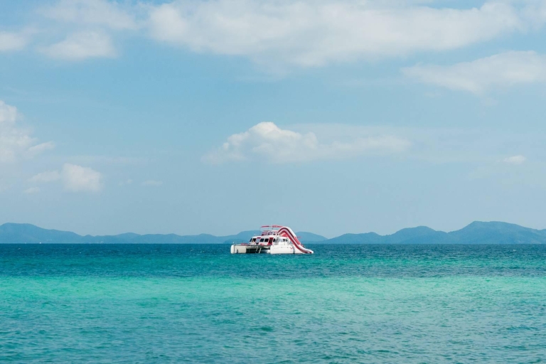 Pattaya: Jednodniowa wycieczka na wyspy Koh Phai i Koh Rin czarterem łodzi