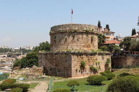 Excursión Autoguiada a la Búsqueda del Tesoro y Lugares de Interés de Antalya