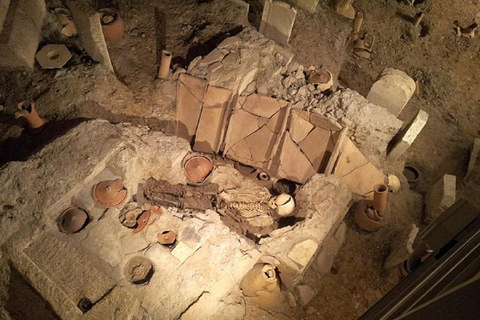 Rome: Vatican Necropolis and Via Triumphalis Guided Tour Necropoli Vaticana