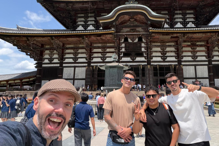 Nara in Spanish: Half-Day Small Group Sightseeing Tour or Private Tour Small Group: Half Day in Spanish