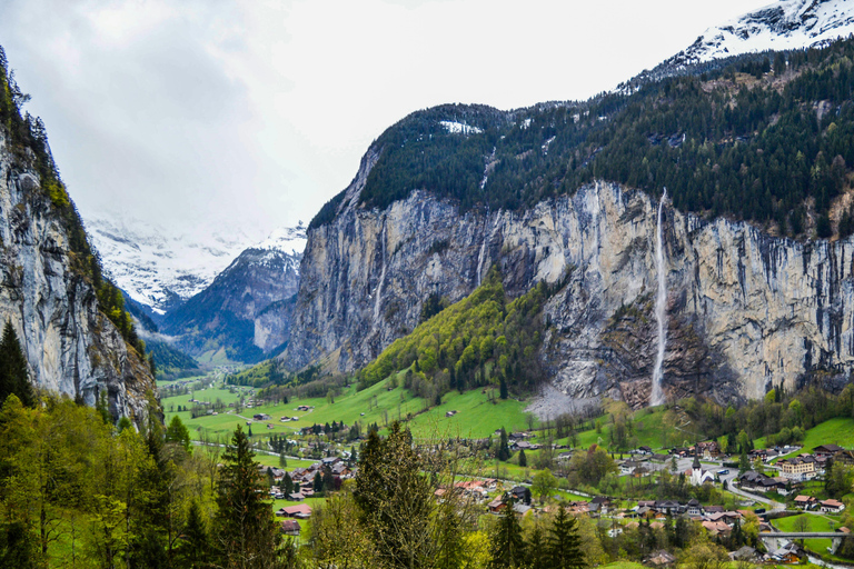 Basel: Mount Pilatus Lauterbrunnen & Grindelwald Privat Tour