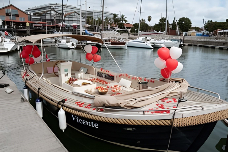 ❤️Romantic Sunset Tour– Sparkling Wine & Golden Views