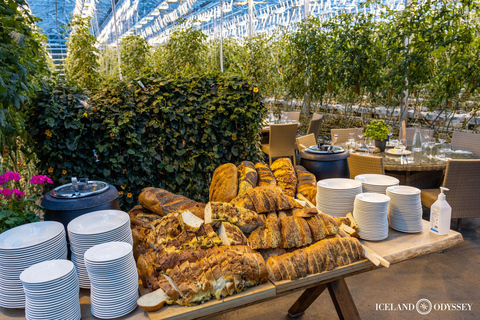 Private Golden Circle: 6 Stops & Tomato Farm Tour 1-3 People (SUV / Van)