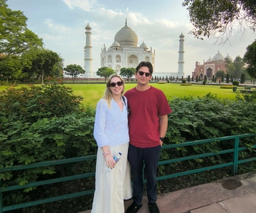 A partir de Deli: Tour particular ao Taj Mahal e Agra com refeição 5*