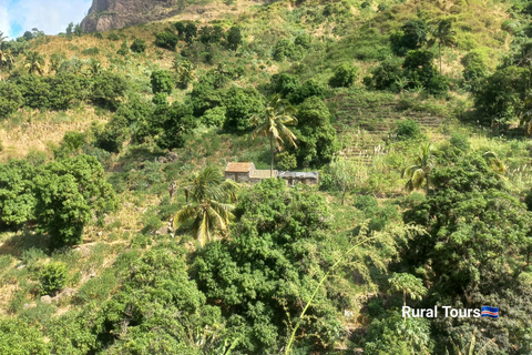 Hiking: From Serra Malagueta to Ribeira Principal