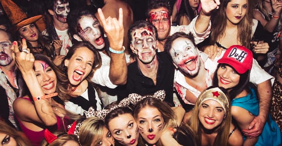 Budapest: Halloween Pub Crawl with 5 Drinks & Photos