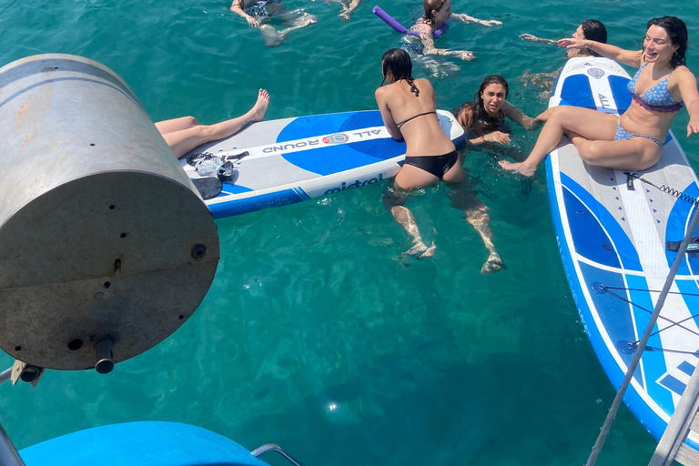 Athens: Full-Day Private Sailing Trip with Meal & Drinks Daily sailing cruise from Athens with food and drinks