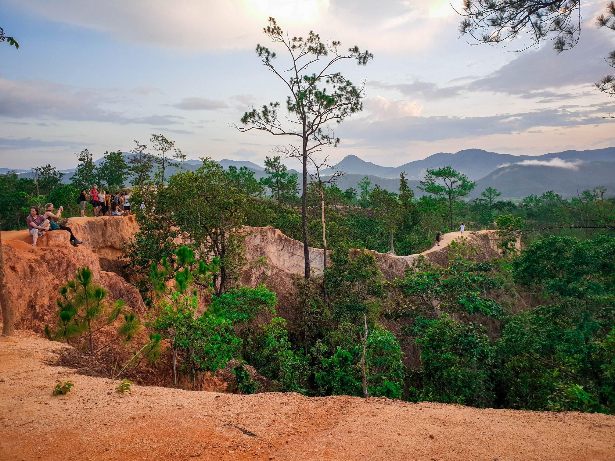 Pai: Sonnenuntergang am Pai Canyon oder Two Huts