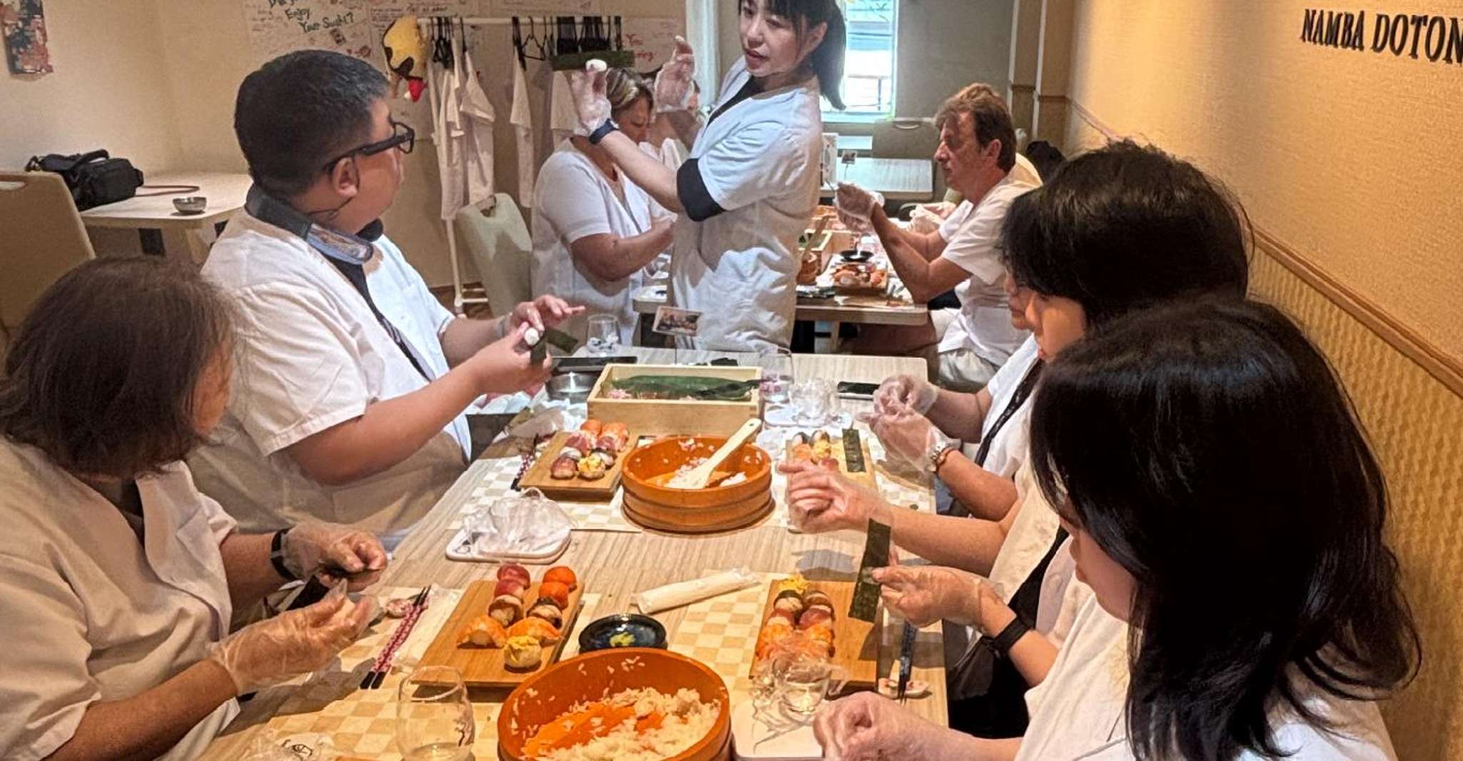 Osaka: Sushi Making in Spacious Studio (SAME-DAY OK!) photo 8