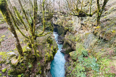 From Kutaisi:Canyons and caves tour with transfer to Tbilisi