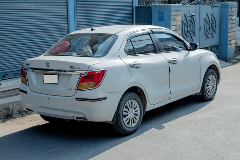 Luxe privé autotransfers door heel NepalPokhara naar Kathmandu