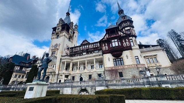 Legends & Royals of Transylvania:Peles,Cantacuzino & Dracula
