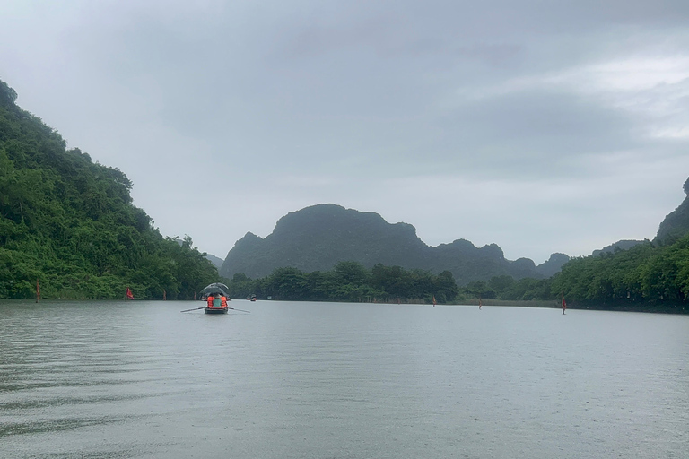 Ninh Bình: Bai Dinh, Trang An en Mua Cave dag privétourNinh Bình: Bai Dinh, Trang An en Mua Cave op de motor