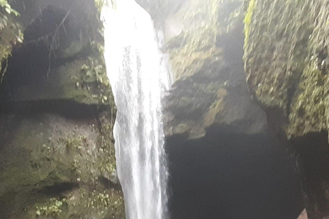 Bali: Penglipuran Village, Waterfall, and Night Market Tour