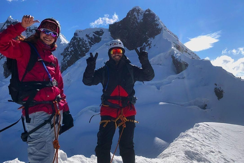 Desde Huaraz: Escalada al Nevado Mateo en la Cordillera Blanca