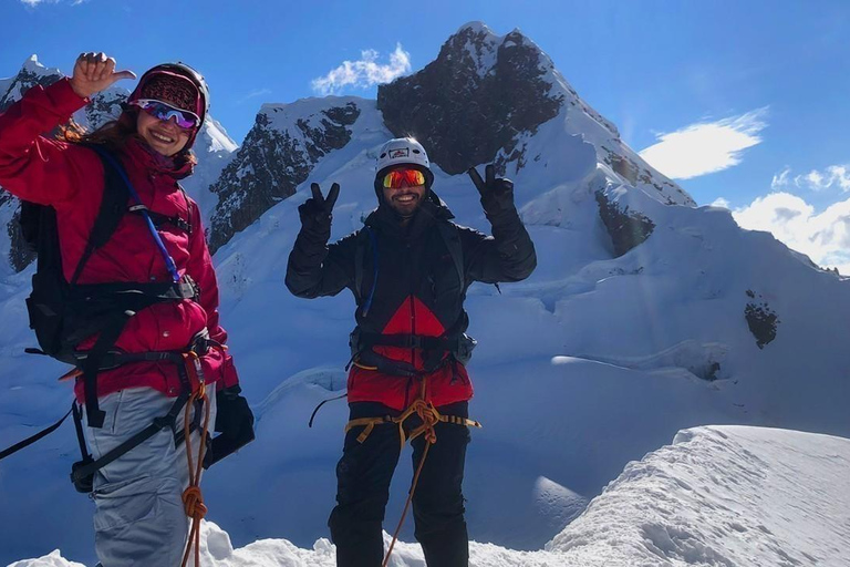 Desde Huaraz: Escalada al Nevado Mateo en la Cordillera Blanca