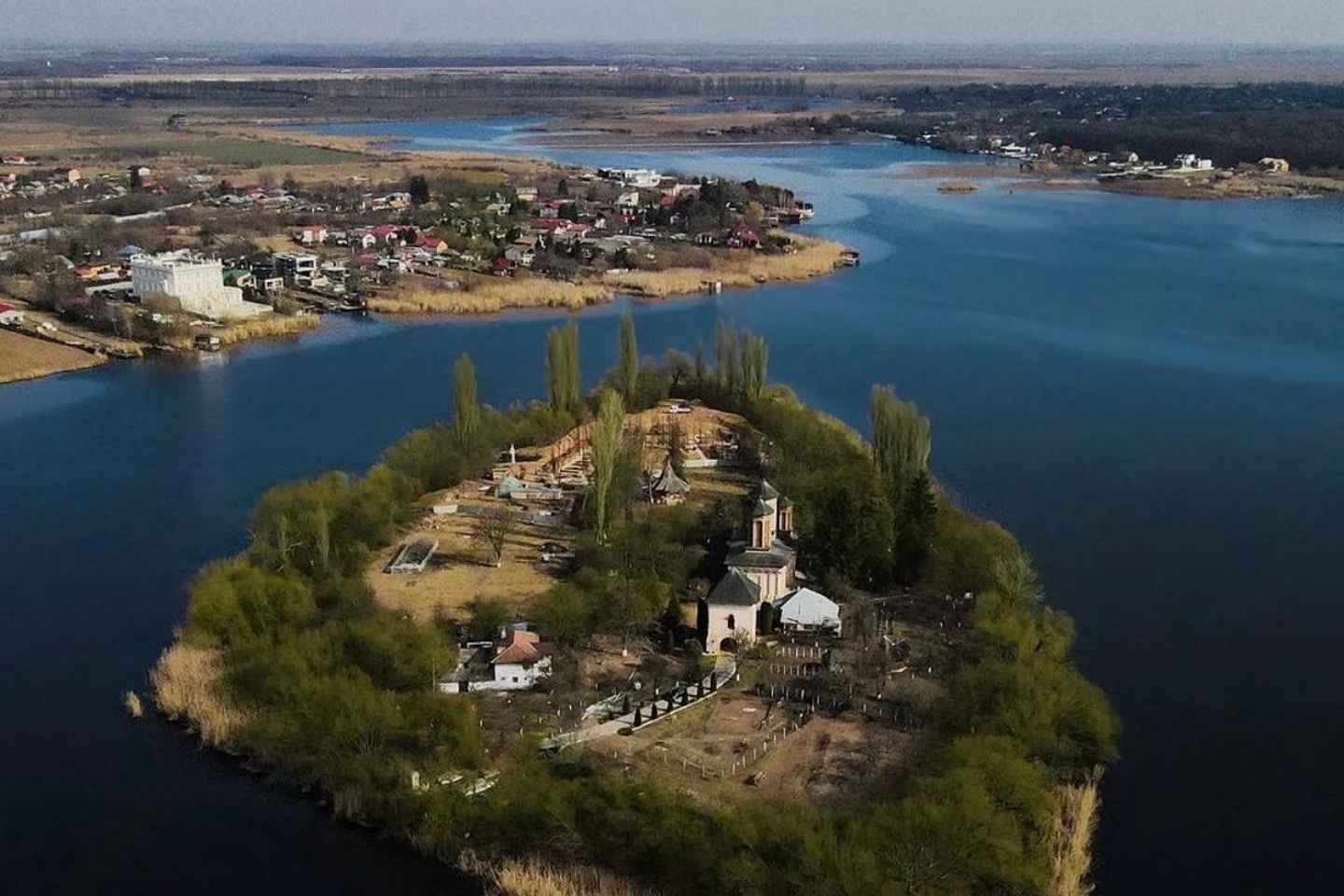 From Bucharest: Mogosoaia Palace and Snagov Monastery