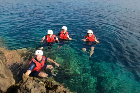 Experiencia de coasteering en Ibiza