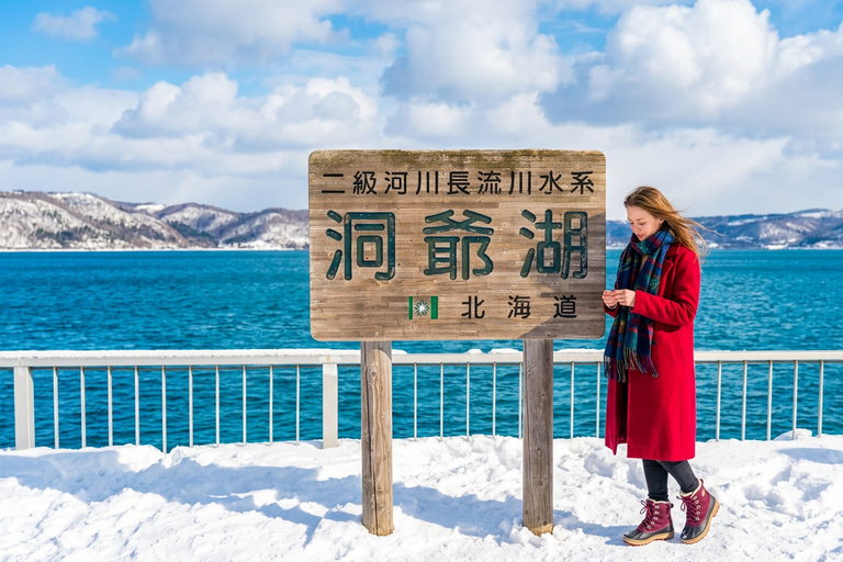 Hokkaid: Lake Shikotsu Ice Festival & Lake Toya Day Trip