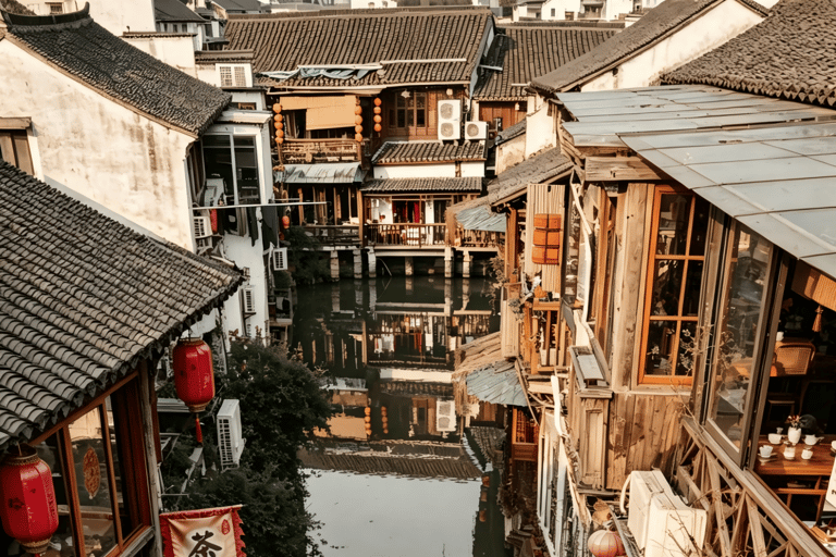 One Day at Shanghai Film Park and Zhujiajiao Water Town