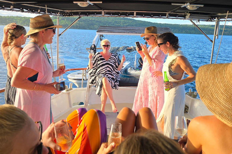Havannah Harbour Sunset Cruise +Dinner (No Transfer/Own Way)
