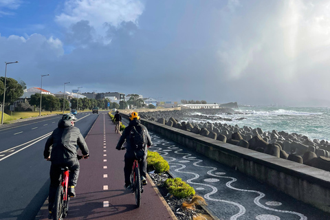 Ponta Delgada: Tour in bicicletta con biciclette elettriche