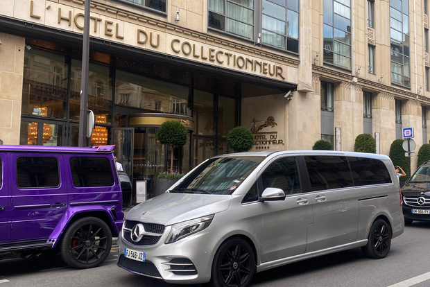Flughafen Charles de Gaulle: Privater Transfer nach oder von Paris