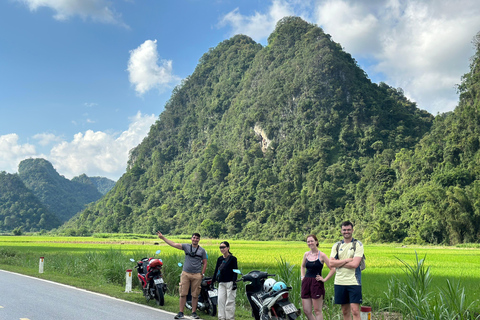 Cao Bang: Ban Gioc Waterfall Day Tour by Motorbike or Car Full-Day Car Tour with a Local Guide
