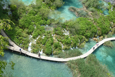 Zagreb: Plitvice Lakes & Rastoke Private Day Trip