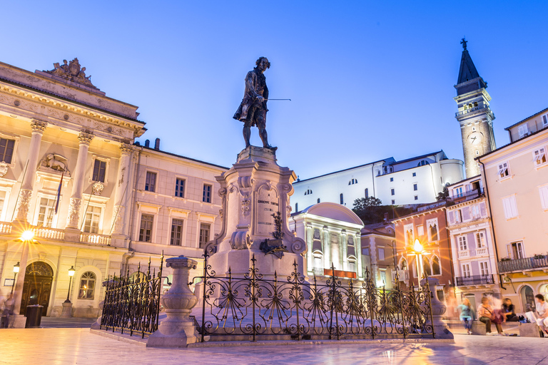 Vanuit Ljubljana: Piran met historische wandeltour