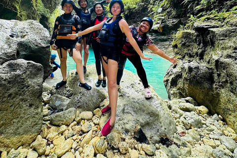 Cebu: Oslob valhajsskådning Canyoneering privat upphämtning