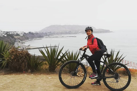 Lima: passeio de bicicleta por Miraflores, Barranco e Morro SolarPasseio de bicicleta por Lima - ao longo da costa