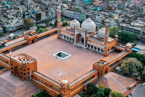 Old and New Delhi Uncovered: Private Guided Full-Day Tour