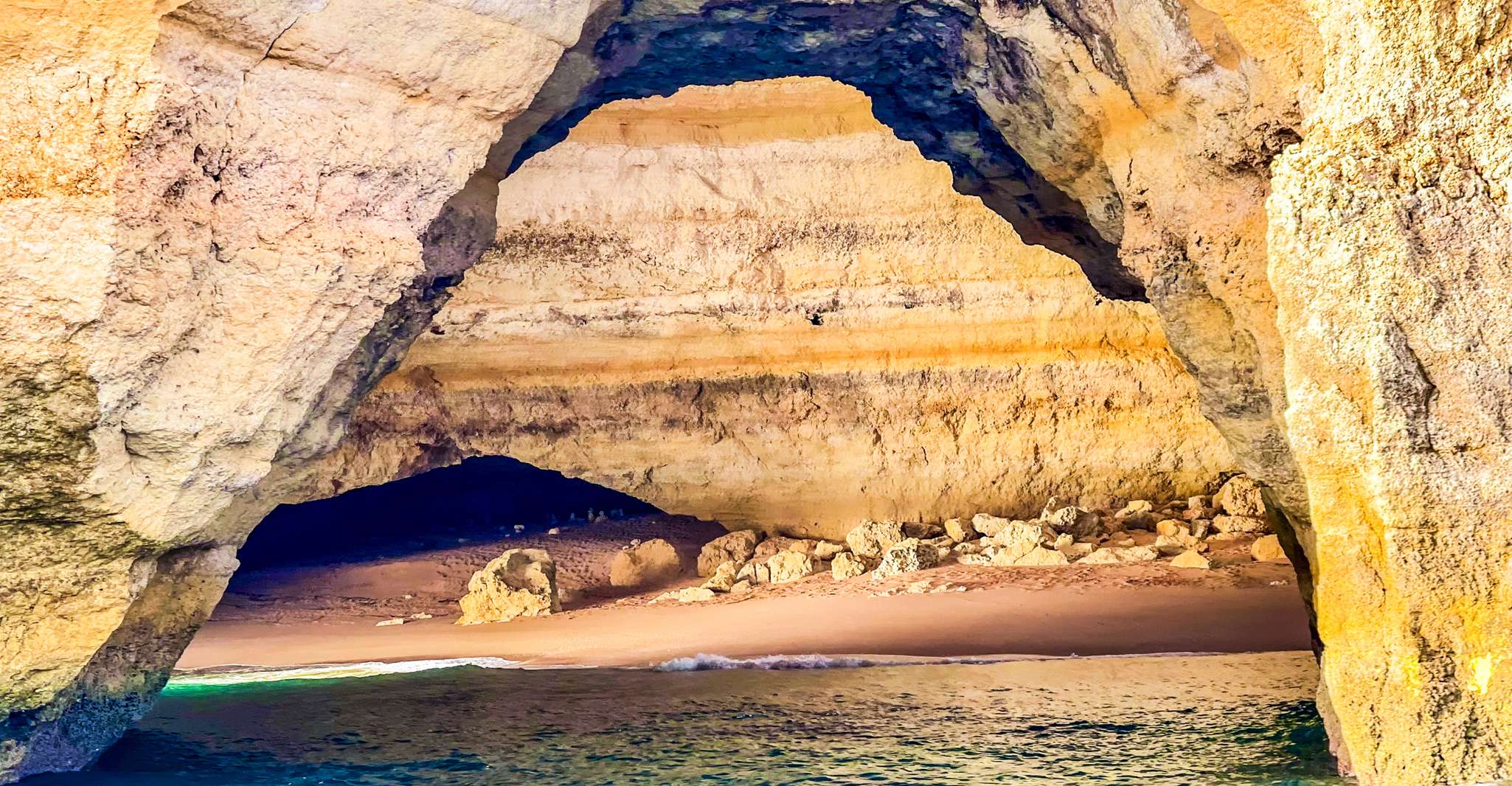 Portimão, Cruzeiro ao pôr do sol para a caverna de Benagil - Hizvo