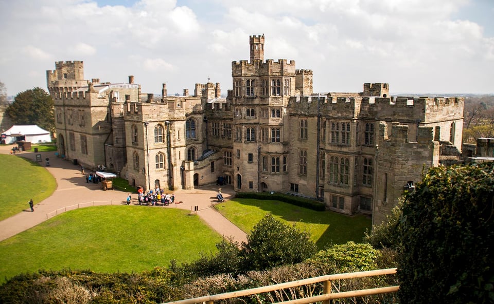 From London: Warwick Castle Day Trip by Rail