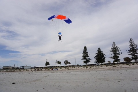 Adelaide: Tandem Skydive over Wallaroo Beach, Beach Landing Tandem Skydive over Wallaroo Beach - 12,000ft