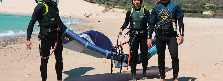 Tarifa : Cours de kitesurf avec un moniteur certifié