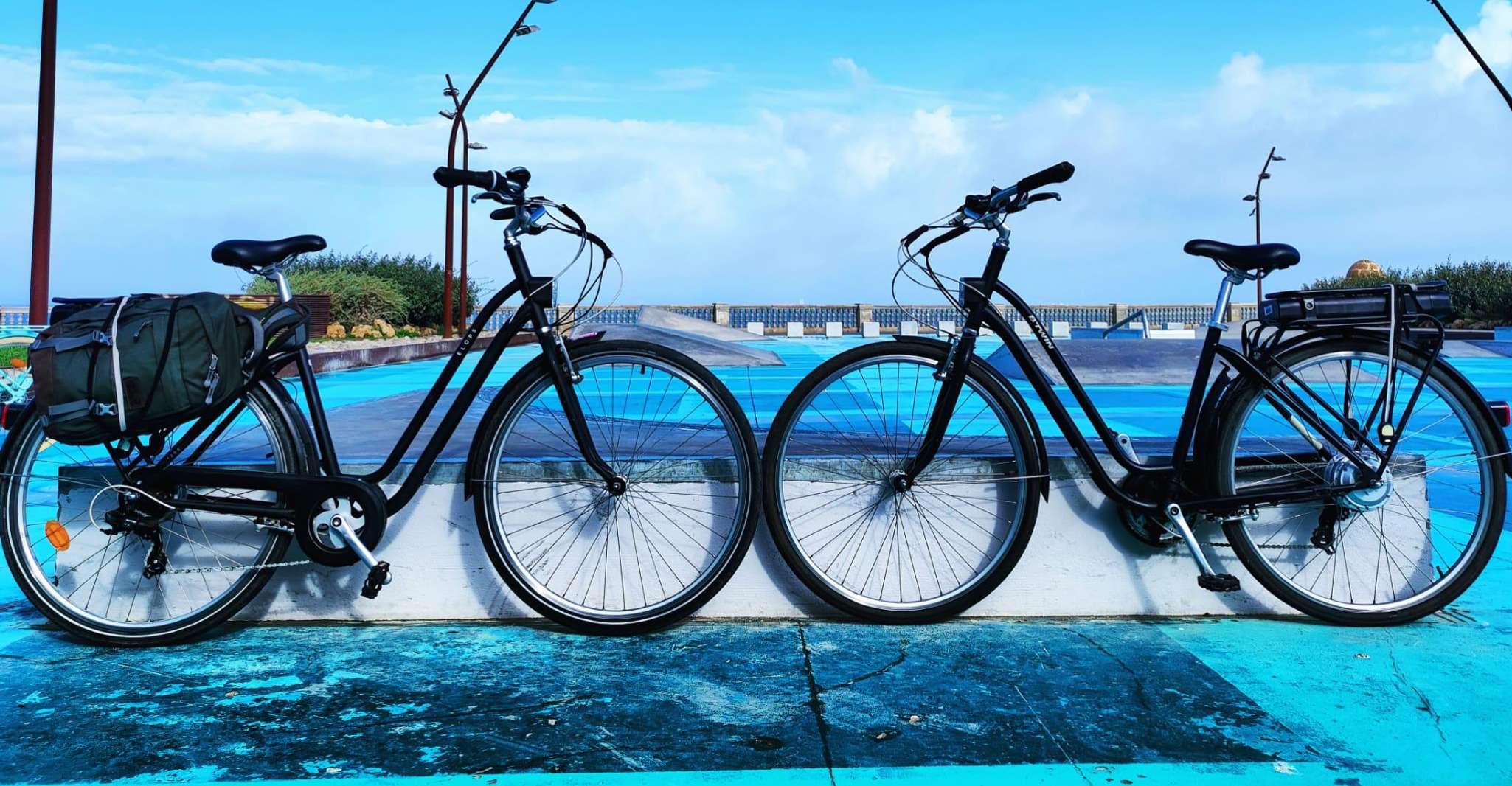 Cadiz: City Sightseeing Guided Tour by Bike photo 2