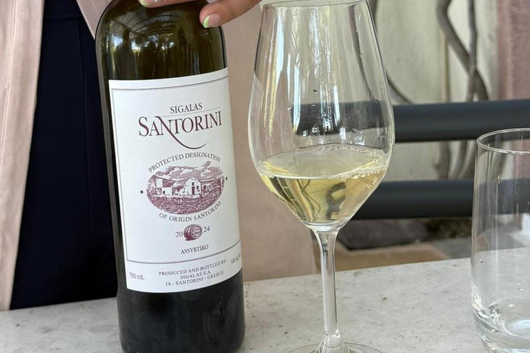 Santorini: Vineyard Tour with Wine Tasting and Local Bites Private Wine Tour