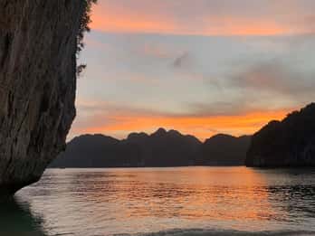 Lan Ha Bay: Sunset & Plankton Bioluminescent Night Kayaking